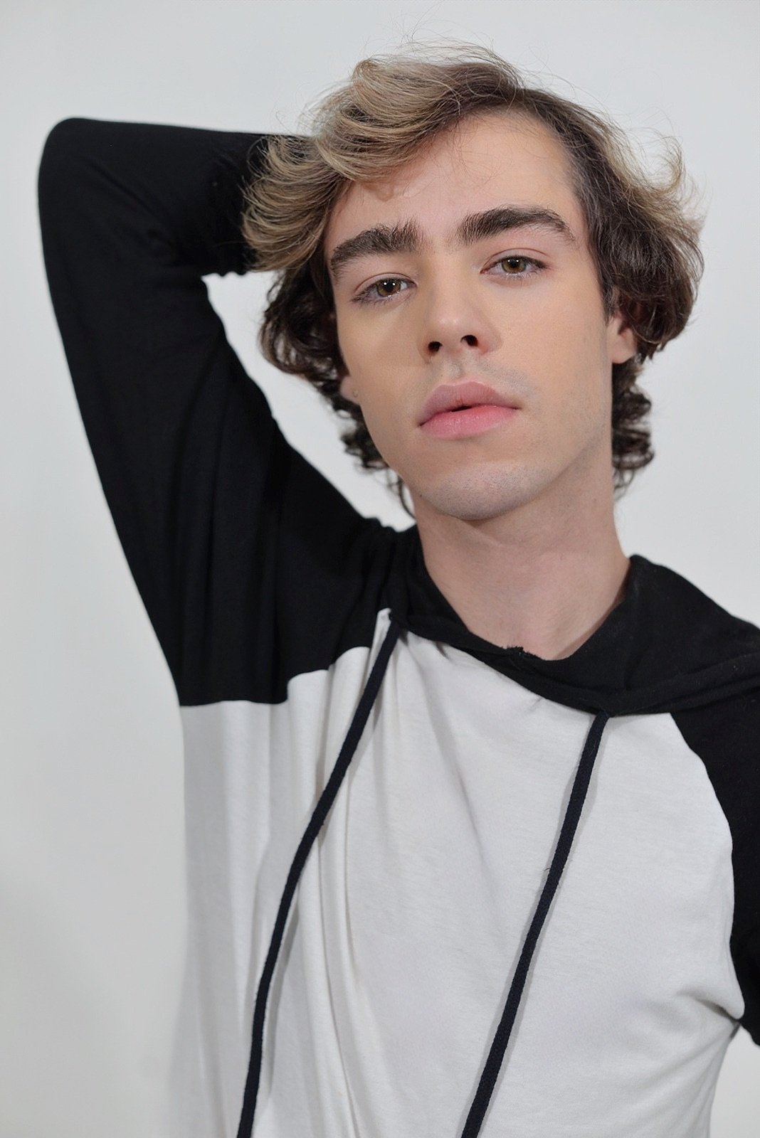 Beleza — close com o fundo rosa